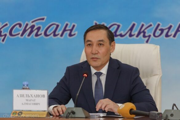 Марат Азильханов: Праздник единства народа Казахстана - это торжество казахстанского патриотизма и межэтнической гармонии