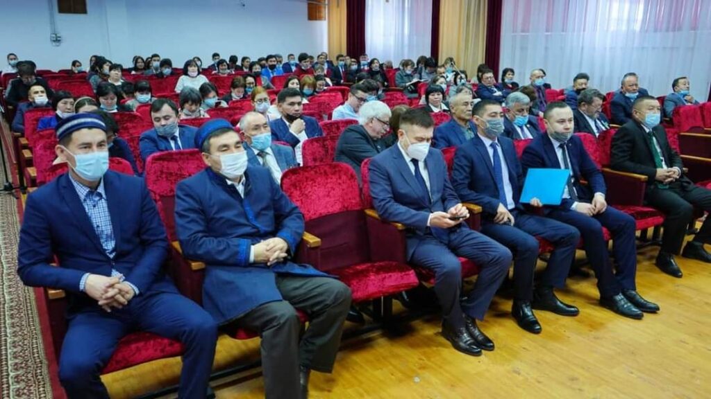 В Иссыке состоялась встреча депутатов Мажилиса Парламента РК с населением Енбекшиказахского района