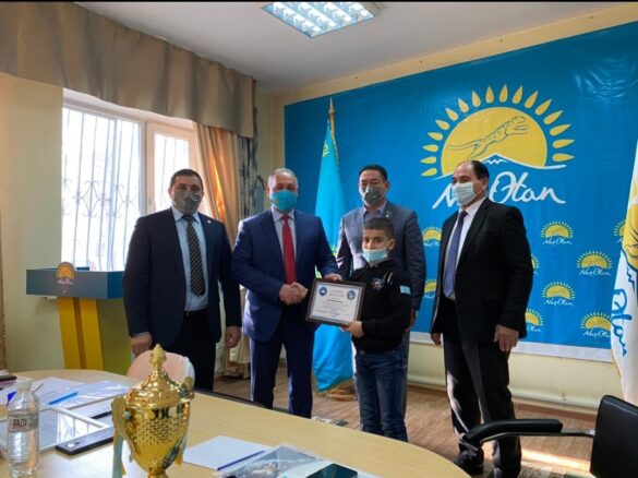 Юный курдский спортсмен Казахстана Давид Амуев стал чемпионом РК по вольной борьбе среди юношей