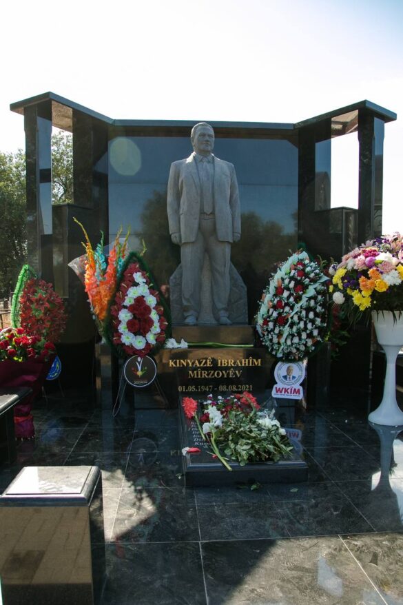 В Казахстане прошла церемония открытия памятника академику Князю Ибрагимовичу Мирзоеву